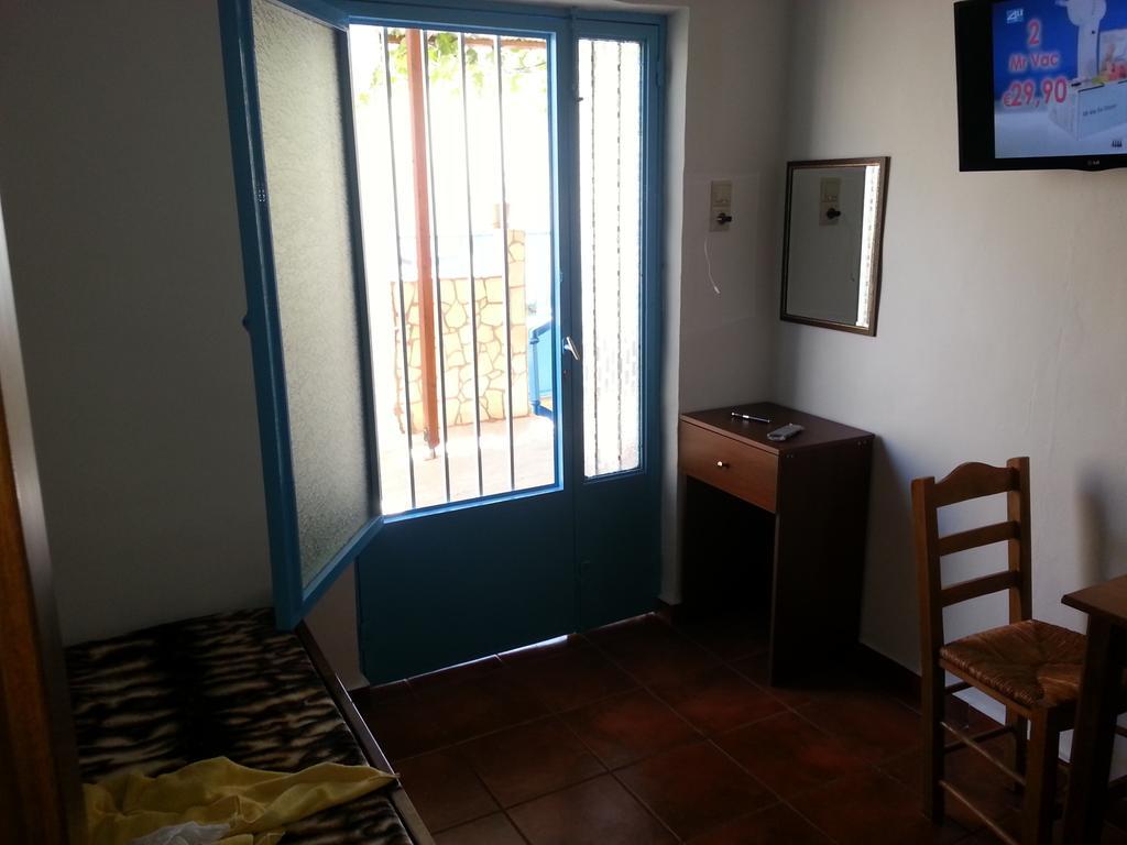 Vintage House-Vori-Rent Rooms Luaran gambar