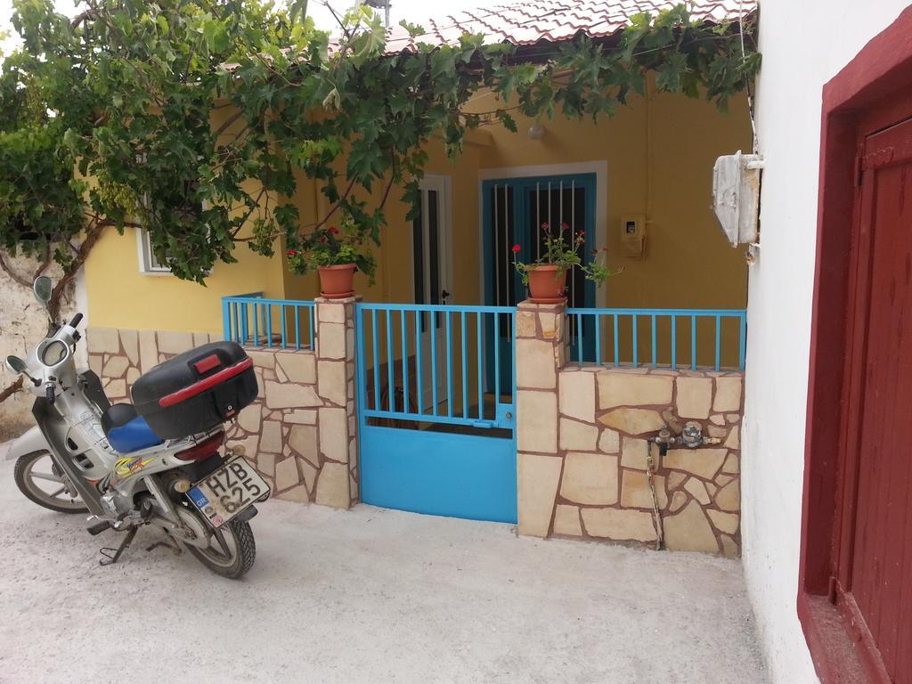 Vintage House-Vori-Rent Rooms Luaran gambar