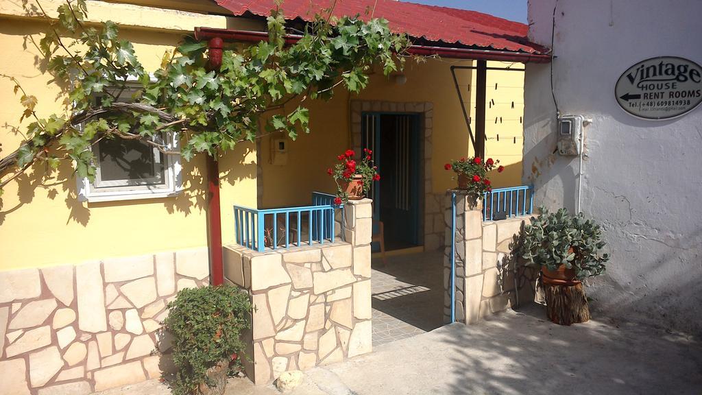 Vintage House-Vori-Rent Rooms Luaran gambar